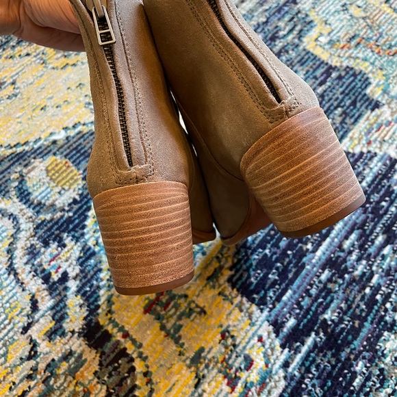 Madewell Pauline Booties - Picture 7 of 9